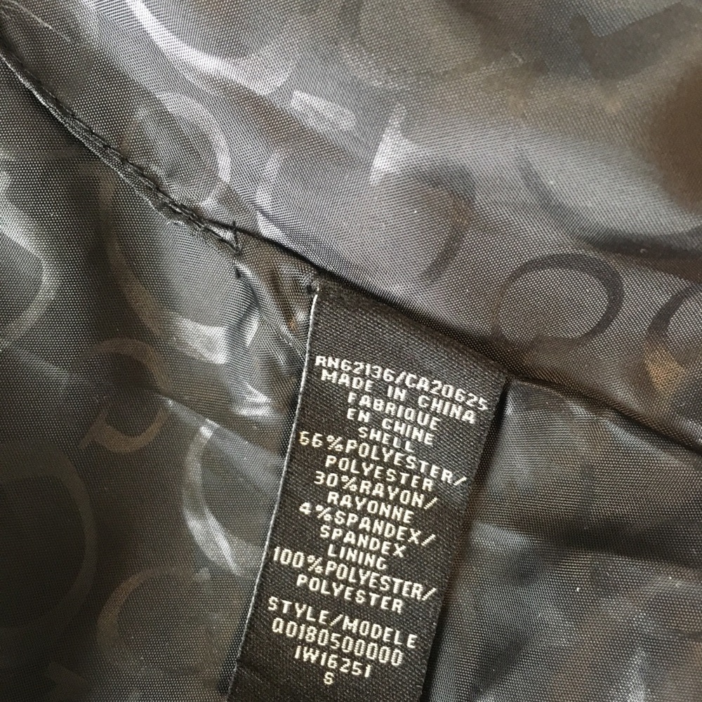 Guess Racerback Vest - Picture 2 of 4